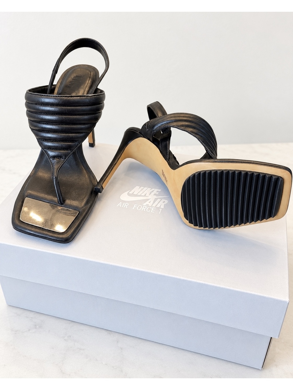 DKNY Ranae Black Leather Quilted Slingback Stiletto Sandals Size 11 NWOB